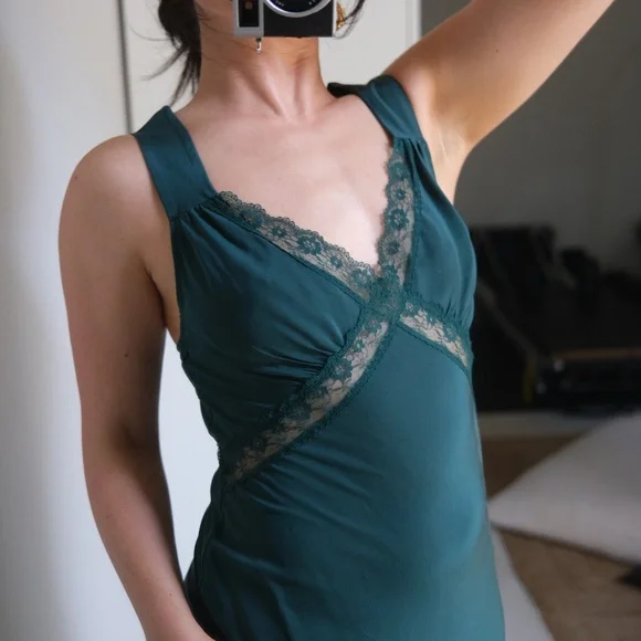 Reformation green silk and lace Provence dress - Picture 4 of 8